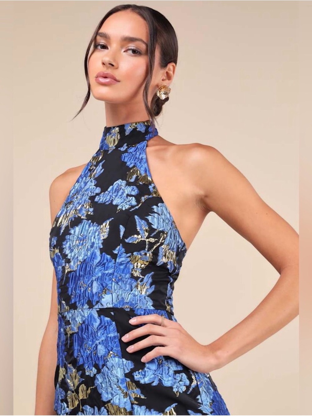 Rare NWOT Lulu's Blue Floral Halter Mini Dress with Gold Accents - Picture 2 of 6